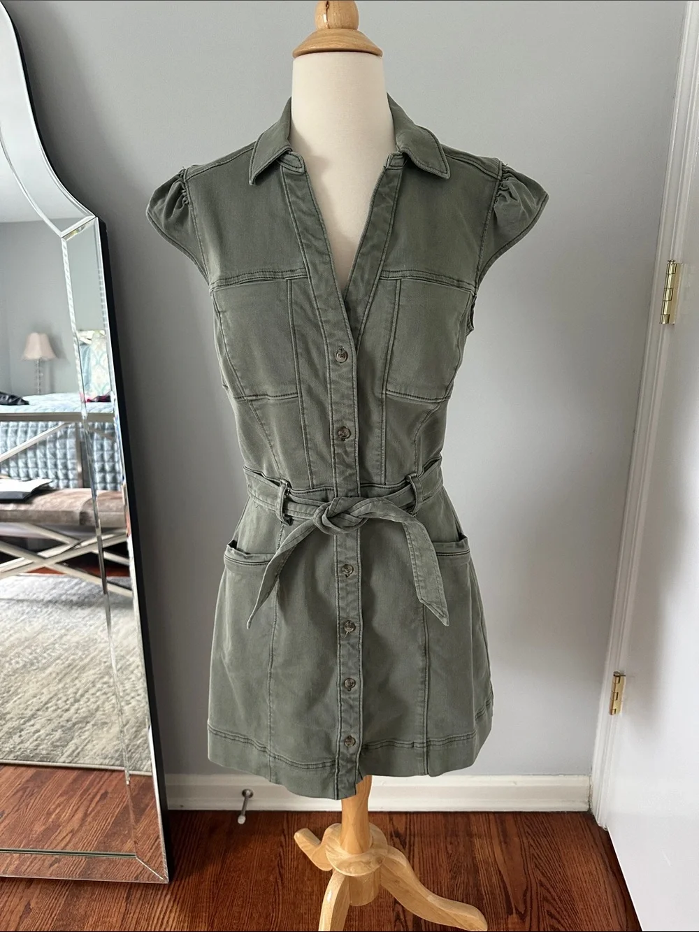 PAIGE Jaxsyn Utility Dress in Olive Green with Tie Waist - Picture 2 of 11